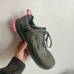 Altra Women's Athletic Shoes - Olive and Pink